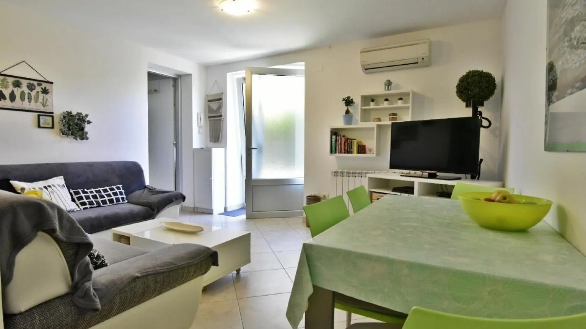 Moderne Wohnung In Umag Mit Offener Terrasse